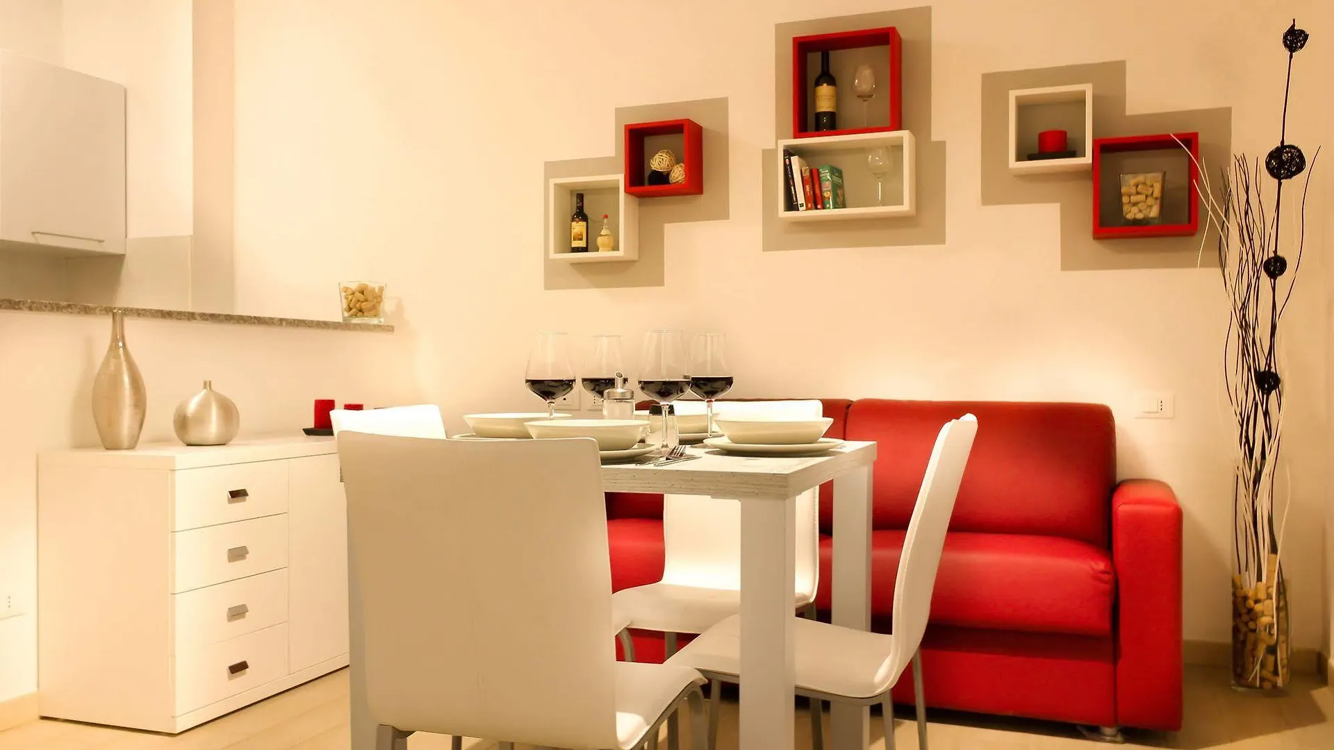 Hotel Rossovino Como 3*,  Italy