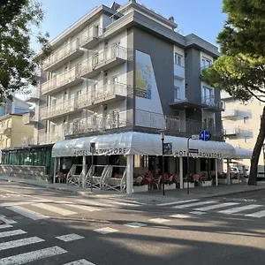 hotel-trovatore.hotelslidodijesolo.com/