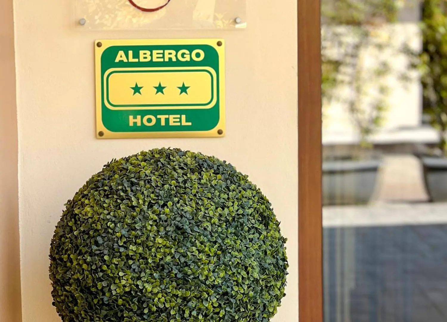 Hotel Rossovino Como 3*,  Italië